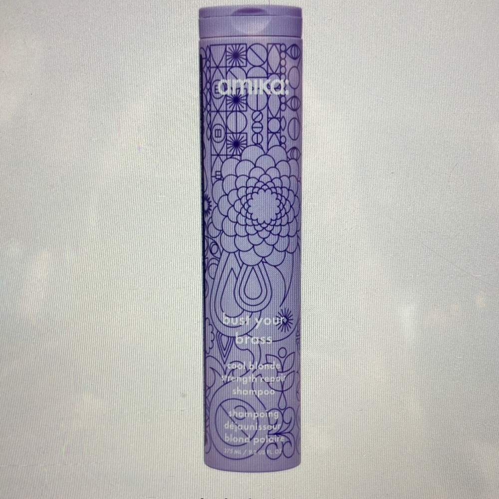 Amika Bust Your Brass Cool Blonde Shampoo - Purple